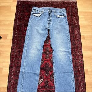 Levi’s 501 Vintage Button Up Fly Leather Patch Jeans Mens Size 33x32